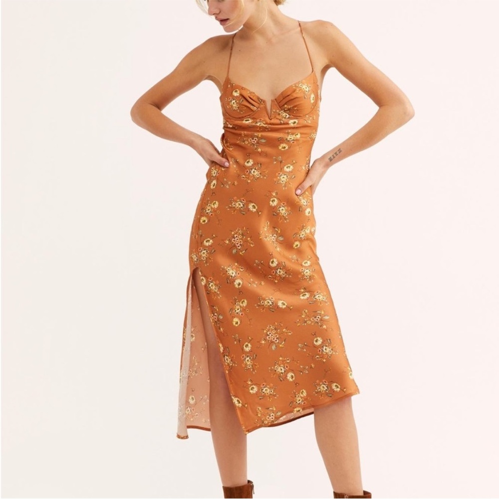 REVOLVE Sun Becomes Her Wildflower Midi Dress